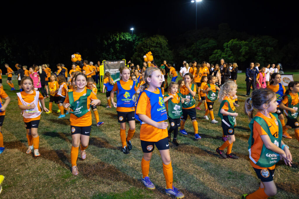 Crowd of players at Waterfront Callan Park